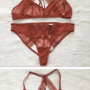 Victoria’s Secret Very Sexy Cheekini Panty